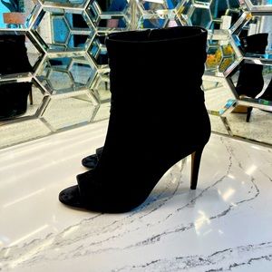 Vince Camuto sz 9 euro sz 40